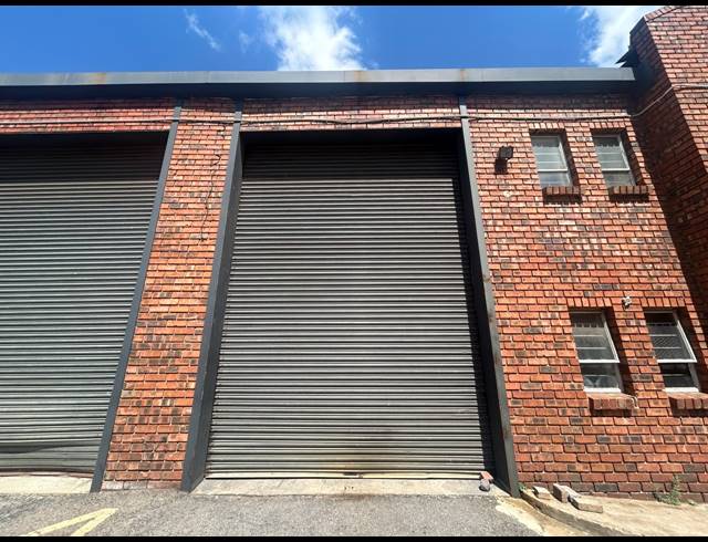 400M² WAREHOUSE TO LET IN LONGDALE